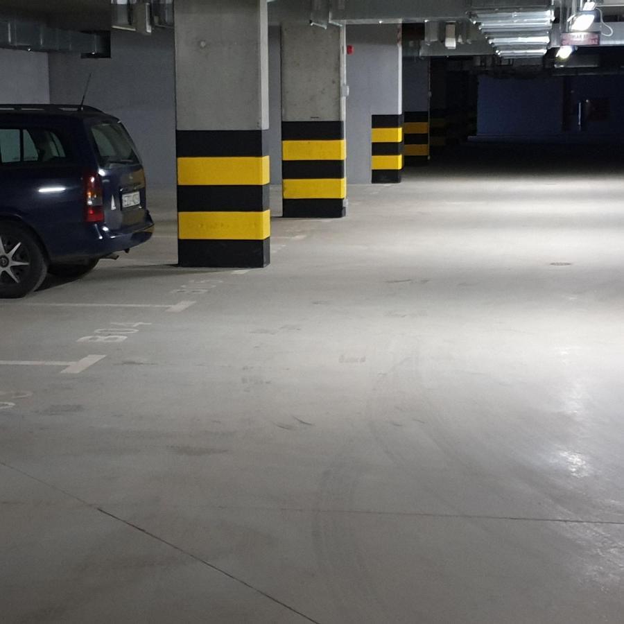 Q Apart Enter- Klimatyzowany 2 Pokojowy Apartament Przy Manufakturze Z Garazem Gratis, Fv Lodz (Lodz) Ngoại thất bức ảnh